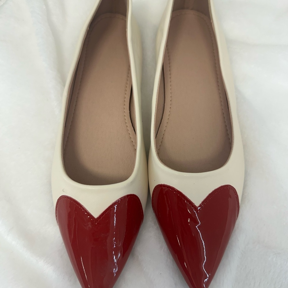 Heart red and cream flat pointed toe shoes size 9.5 or 41